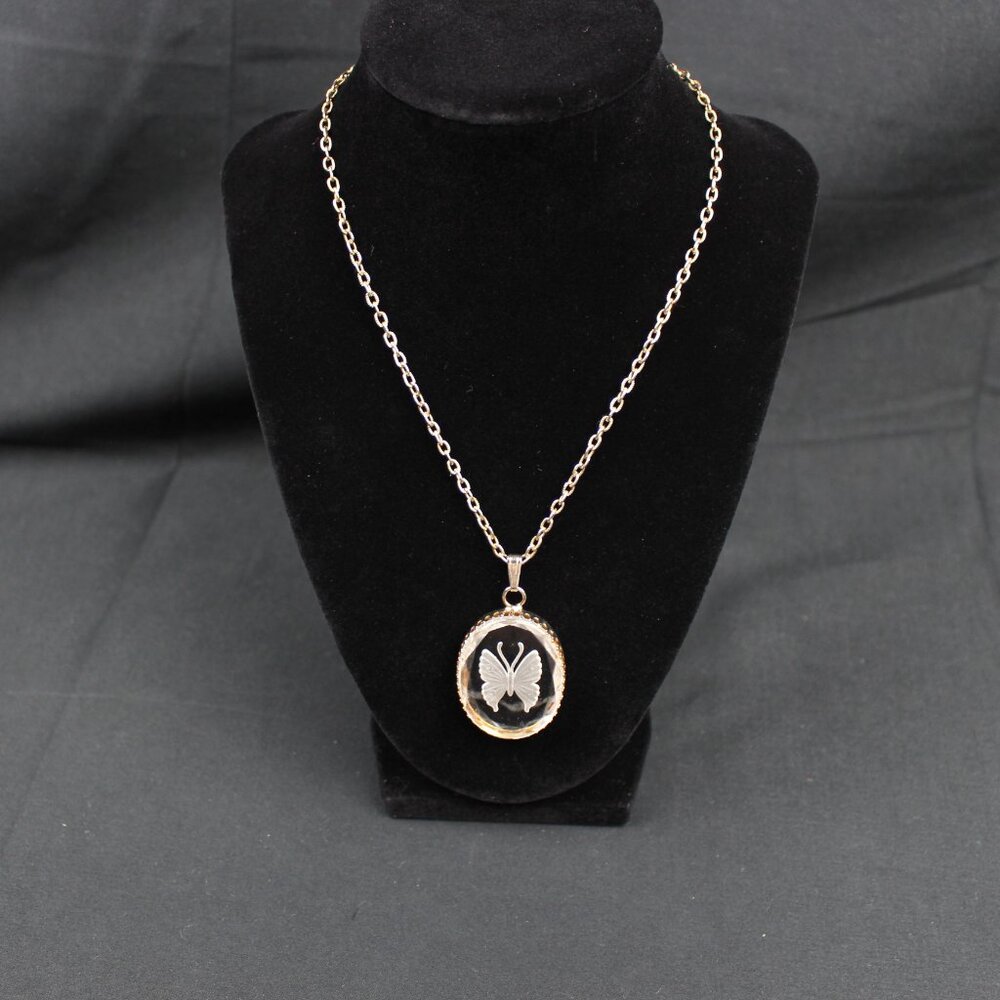 Vintage Etched Butterfly Clear Glass Crystal Pendant Gold Tone  Necklace VTG